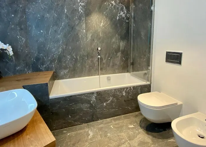 Апартаменти Paravicini 5 *